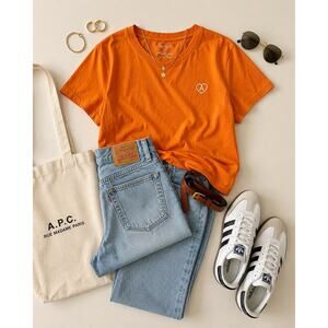 Aritzia Orange Heart Logo Crew Neck Tee | Cotton Casual Essential | Size L
